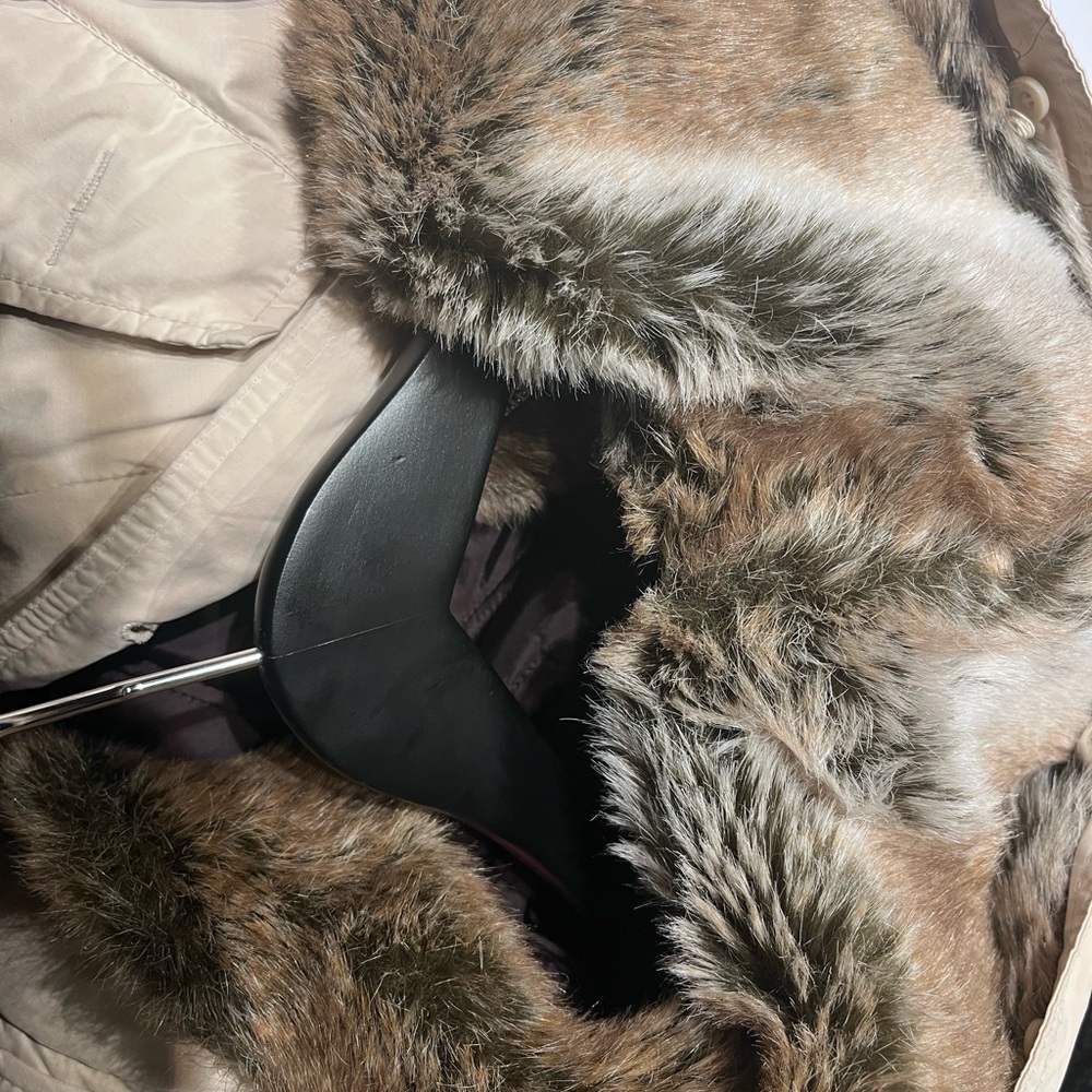 Esprit winter jacket - Picture 7 of 8